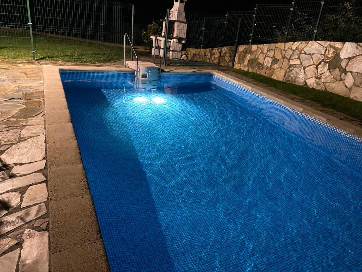אוריניון Villa La Ballena De Sonabia מראה חיצוני תמונה
