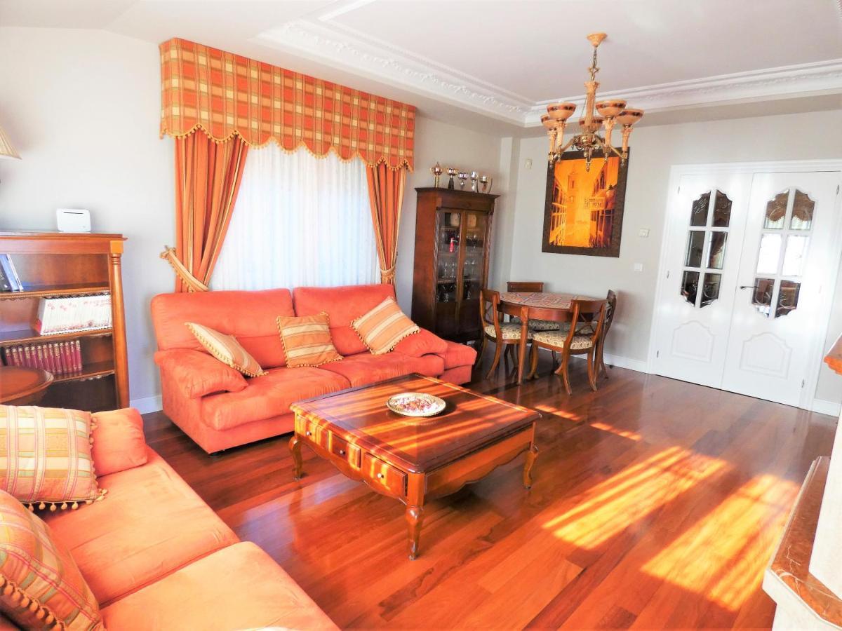 אוריניון Villa La Ballena De Sonabia מראה חיצוני תמונה